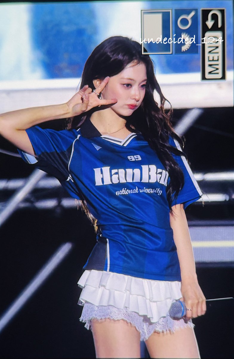 undecided_124's tweet photo. #이나경 #LEENAGYUNG
#프로미스나인 #fromis_9

260519 https://t.co/szMxOhGmgp