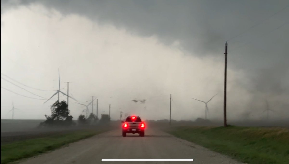 Three tornadoes in Kansas yesterday including one LIVE on the Accu ...