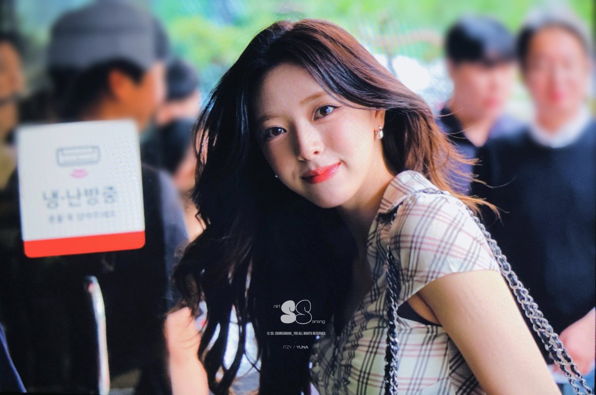 shinsarang_yn's tweet photo. 260519 #유나 #YUNA #있지 #ITZY https://t.co/Myi303b6qs
