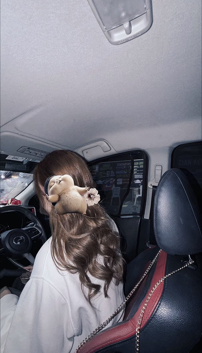chenloveeu's tweet photo. letting go.. https://t.co/osfijesd8I