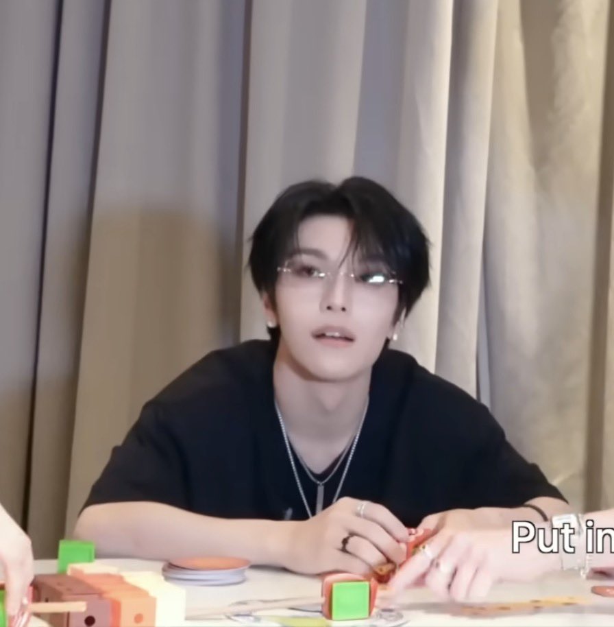 ㅅ tweet media