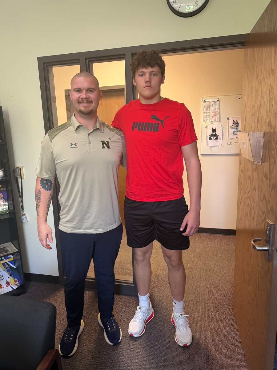 RJ_Clem's tweet photo. 🚨Offer Alert #16🚨Thank you Coach Guillermo and the Naval Academy for visiting me at school today.  After a very interesting conversation I am happy to announce my 16th offer to play football for the US Naval Academy. #USA 
@Jay_Guillermo57 @_CoachNew @NavyFBrecruit @NavyFB @AnthonyZehyoue 

@FootballBerries @DBROWN57_
@OlineFAcademy @TomLoy247
@CoachTroyHudson @Bryan_Ault
@FFBallAllDay @D1RecruitNation
@sixstarfootball @SWiltfong_
@UnderRadarFLPA @INPreps
@LHS_Training @rivals
@KyleNeddenriep @PrepRedzoneIN
@INPreps @PT_Wicker