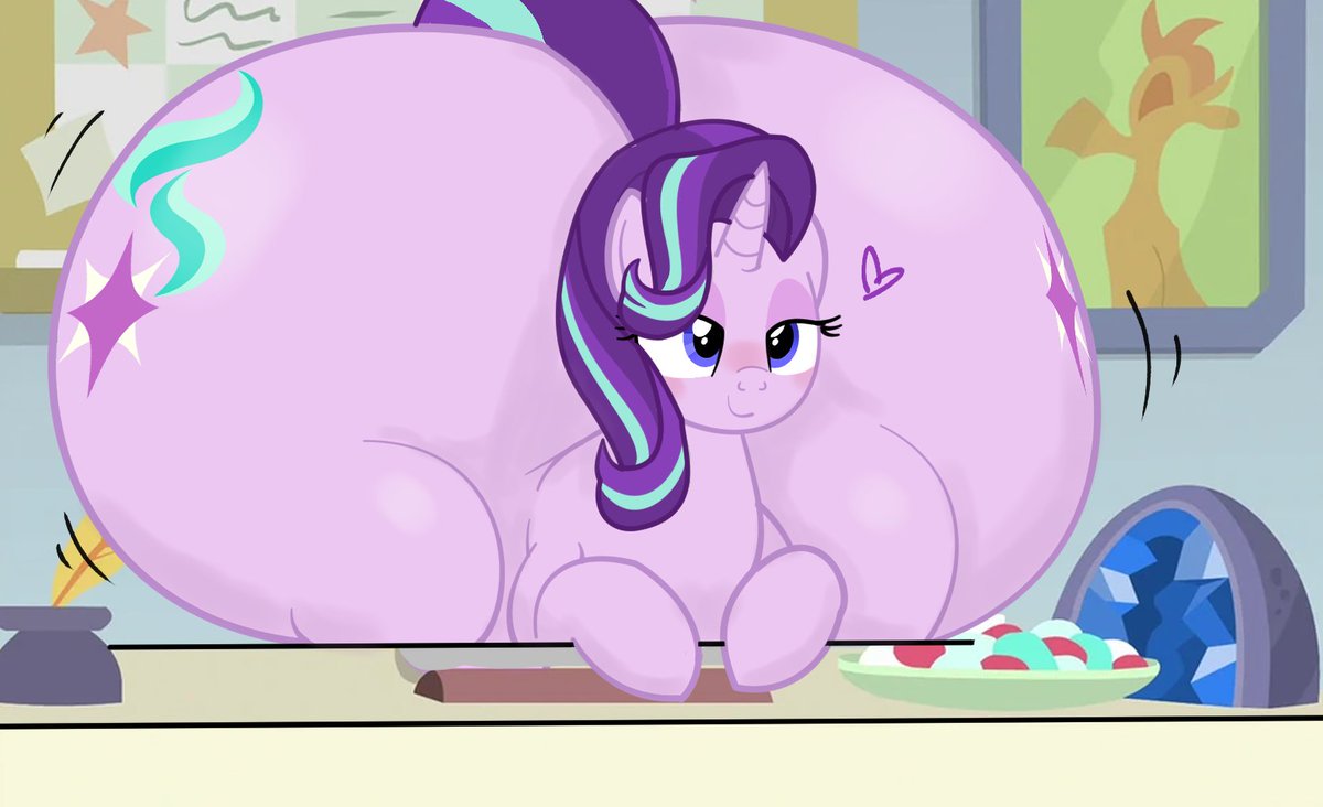 Freedoomfrot's tweet photo. you walk into starlight's office and see this wdyd. personally, im going missing in you-know-where https://t.co/hITnbO3o8K
