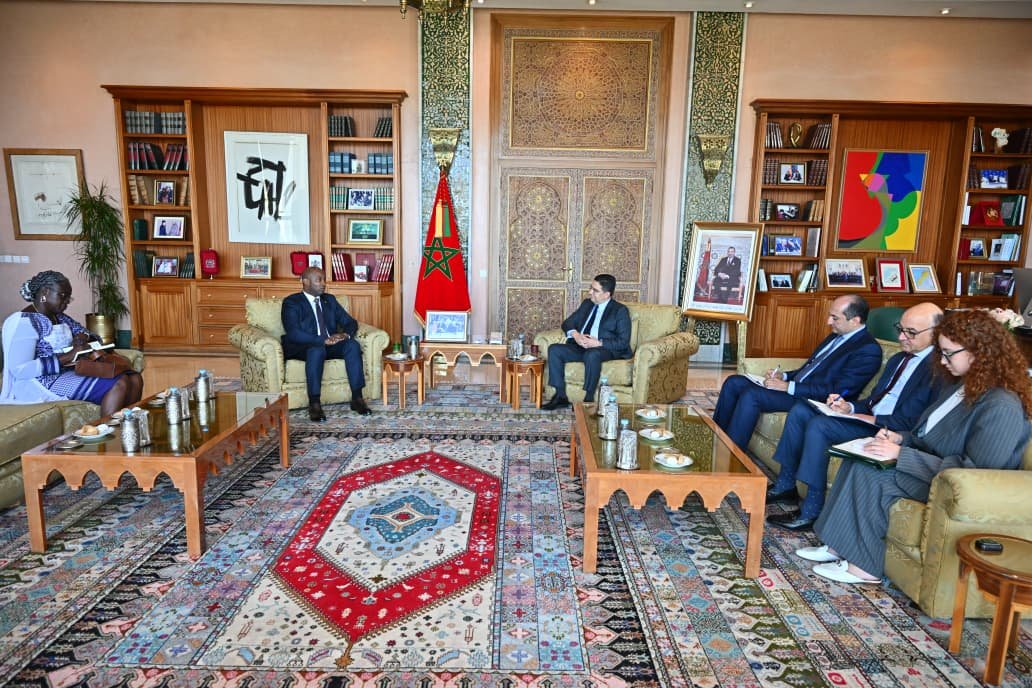 MarocDiplomatie's tweet photo. 🇲🇦🇬🇼 M. Nasser Bourita s'est entretenu, ce jour à Rabat avec le Ministre des Affaires étrangères, de la Coopération internationale et des Communautés de la République de Guinée-Bissau, M. João Bernardo Vieira https://t.co/zNoZ6EaMus