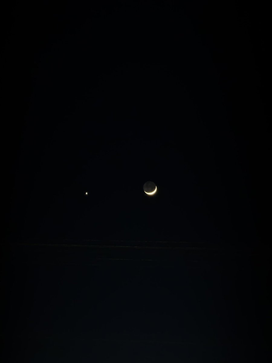 cjechaoss's tweet photo. @TimBuckleyWX taken with my iphone somehow https://t.co/oD9eSL4zGz