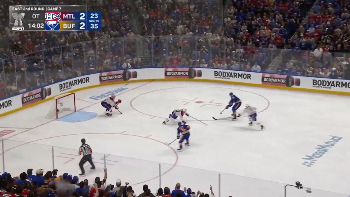 SabresData's tweet photo. Still images of plays are meaningless but I think this picture may haunt me for the rest of eternity https://t.co/vDDUMZ3qfR