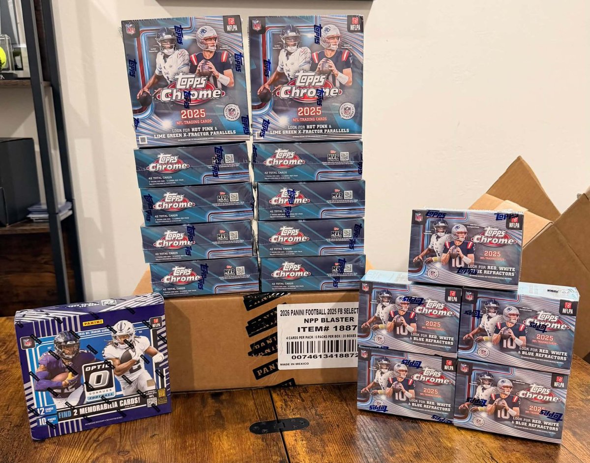 OnWiscardsin's tweet photo. Cheap Football PYT happening today at 2pm CT!

Price leak is on the Discord here: https://t.co/wbMImRF9W3 https://t.co/uN5LzTWIcz