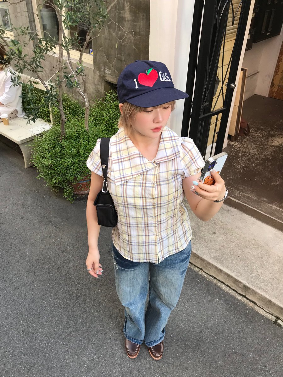 miko0735's tweet photo. 夏に向けてゲットしたチェックシャツ🫧🫐
この可愛さで4000円代なの神...
今年の夏の主役になりそう⋆ ˙ ⟡💫 https://t.co/ABi3H0YUTo