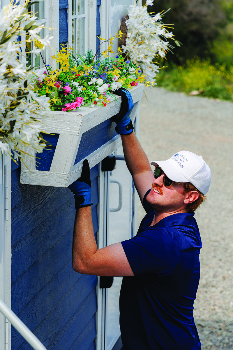 ProMonthly's tweet photo. 🔄 Business Incubator: From Private Equity to Portable Restroom Trailers
Tom McClain left a career in finance and found satisfaction as the owner of Golden Coast Restrooms.

👉 See how one career pivot turned into a hands-on business built for growth. https://t.co/LjmS3hAu4S https://t.co/QQIQBrFrZX