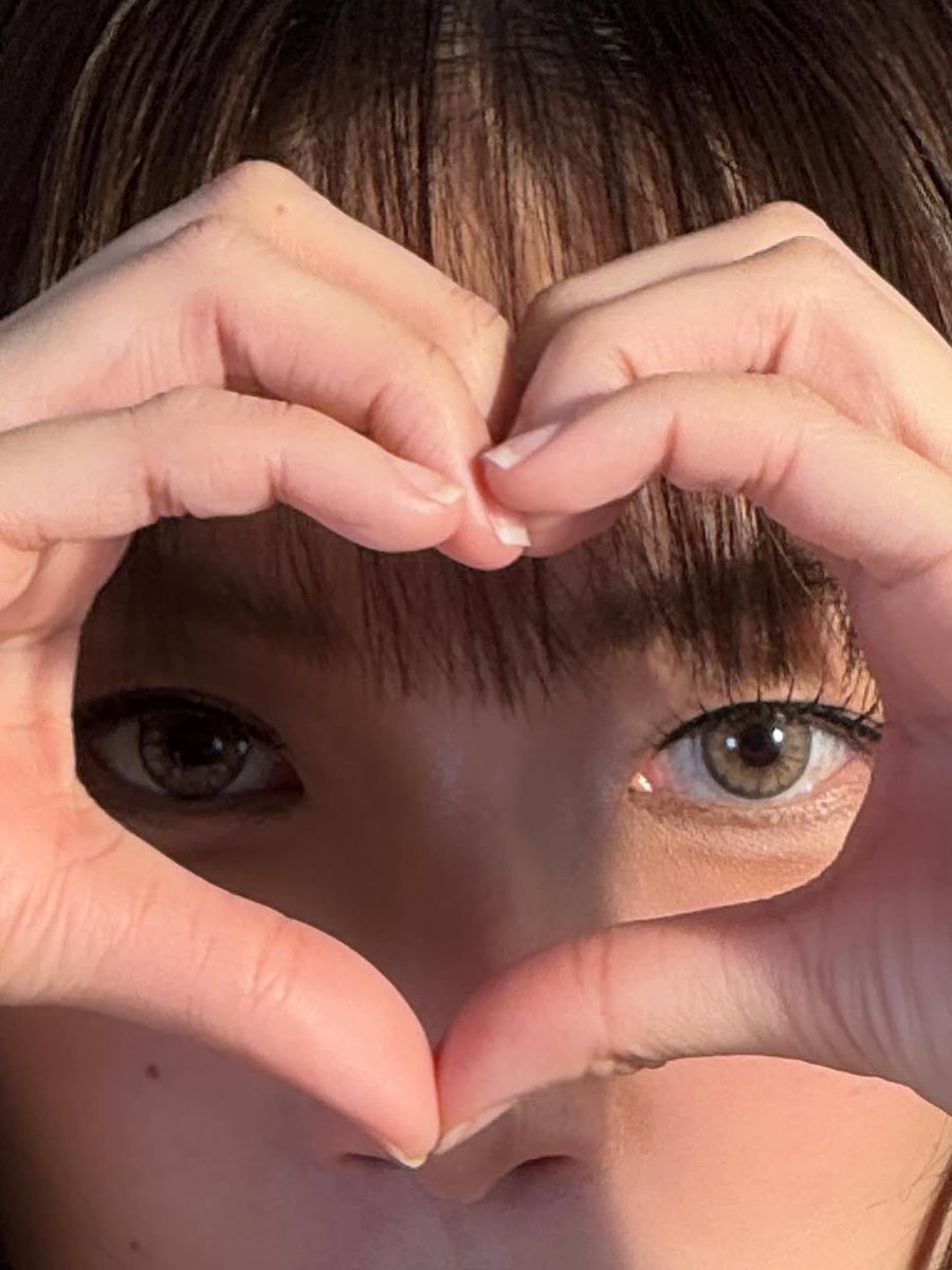 JanJingjing Thailand tweet media