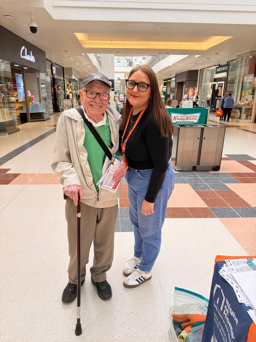 RightatHomeRC's tweet photo. We had the pleasure of meeting customers at County Mall Shopping Centre Crawley to chat about falls prevention and the small changes that help people stay safe and independent, from medication reviews and chair-based exercises to building supportive communities and falls plans https://t.co/MKI80pPIsS