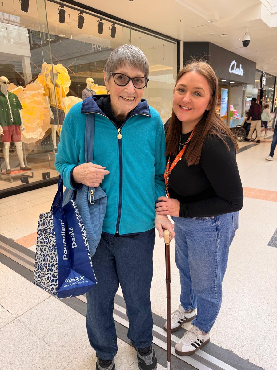 RightatHomeRC's tweet photo. We had the pleasure of meeting customers at County Mall Shopping Centre Crawley to chat about falls prevention and the small changes that help people stay safe and independent, from medication reviews and chair-based exercises to building supportive communities and falls plans https://t.co/MKI80pPIsS