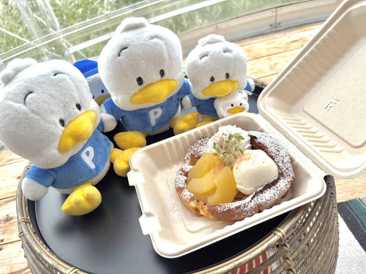 かつかれー tweet media