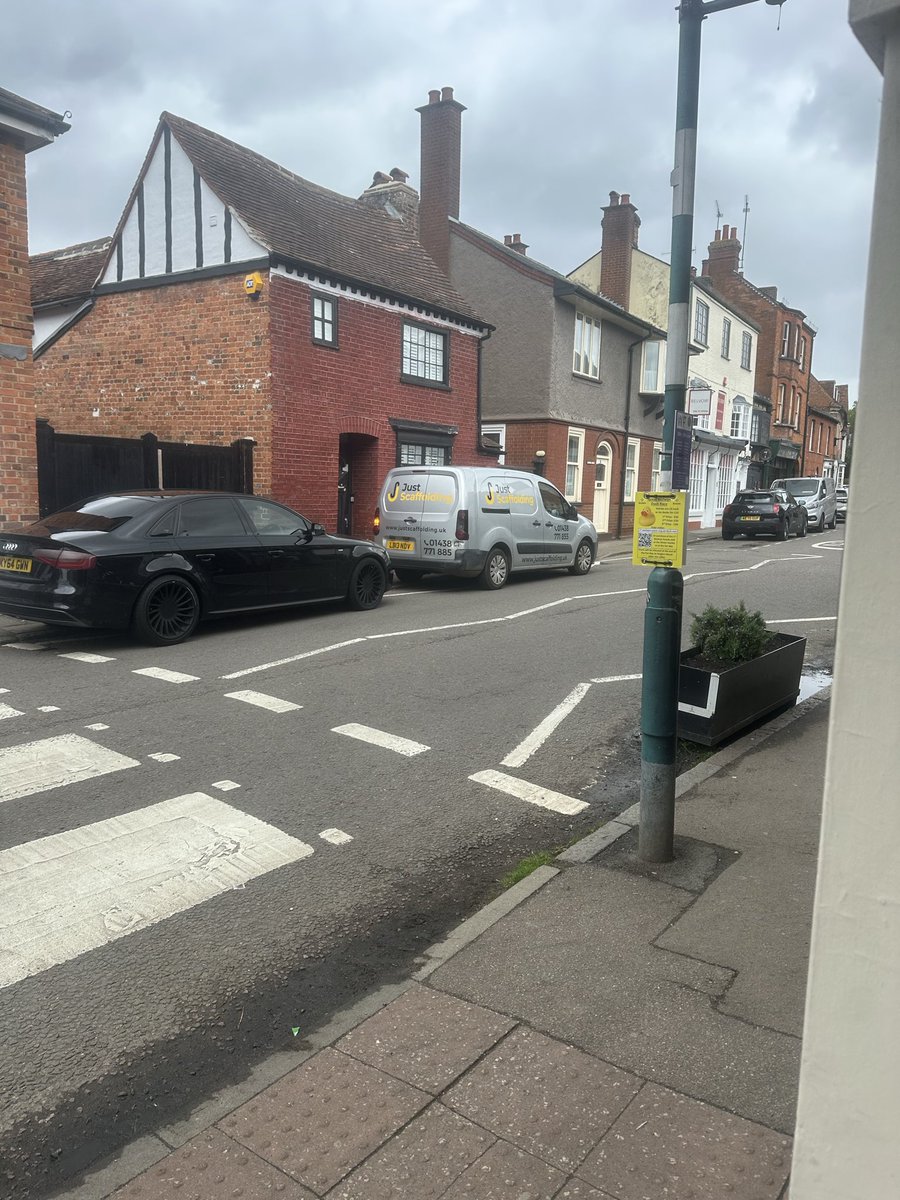 trigger2010's tweet photo. @HertsPolice   Welwyn village  lay time I report this I was told you have to catch them your shelf where are you then https://t.co/jQSPNimwS7