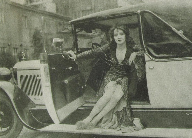 Suzanne08253534's tweet photo. Marlene Dietrich, 1929 https://t.co/pQydXyBdth