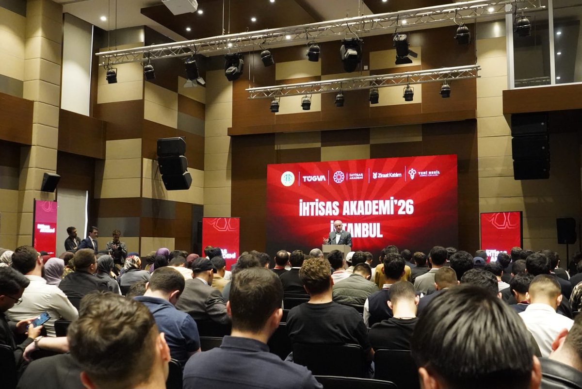 tugvaistuni's tweet photo. İhtisas Akademi İstanbul ’26 programımız kapsamında, TBMM 29. Dönem Başkanı Mustafa ŞENTOP’u ağırladık.

Türkiye’nin geleceği, gençliğin sorumluluğu ve medeniyet perspektifi üzerine kıymetli değerlendirmelerin paylaşıldığı verimli bir oturum gerçekleştirdik. https://t.co/gIpA3jEWbf