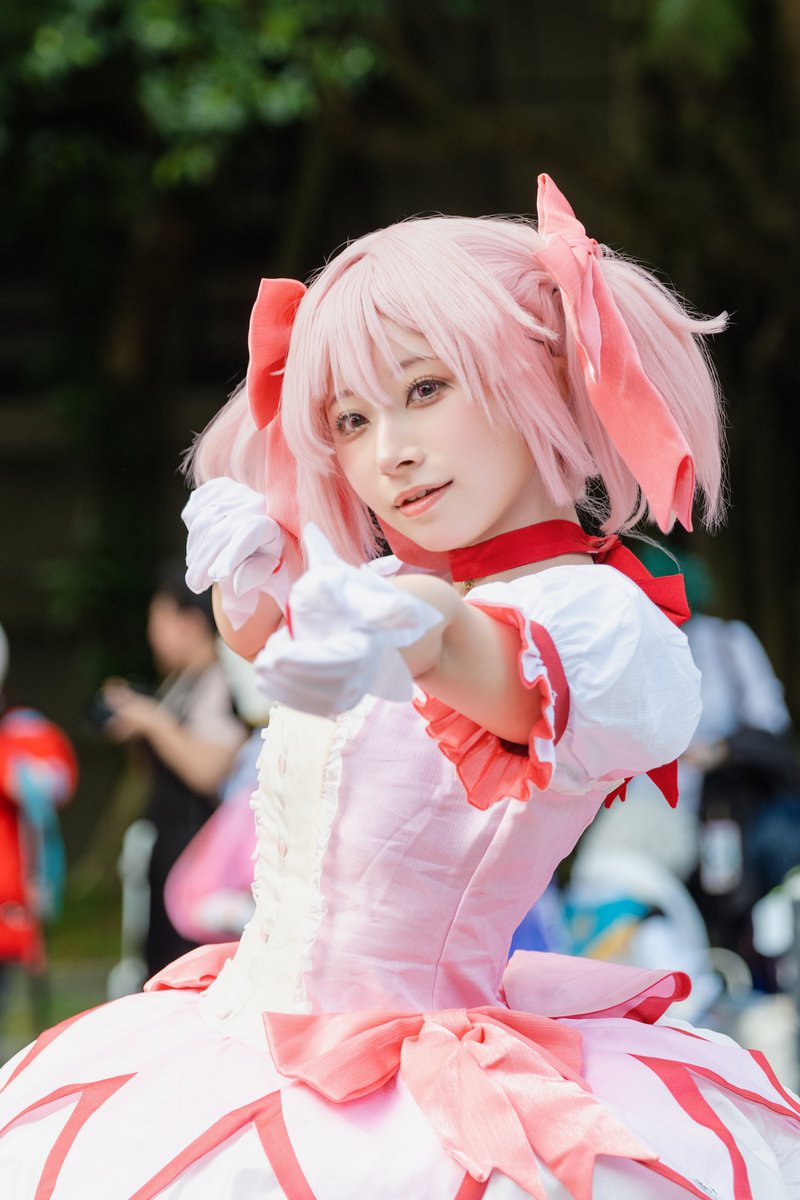 Jushi_Chiu's tweet photo. 2026/05/16 アコスタ台北
Model: Lemiさん  @Lemi_lil 
キャラクター:魔法少女まどか☆マギカ - 鹿目 まどか

こんなに綺麗な写真を撮らせていただき、Lemiさんには本当に感謝しています。🙏
衣装やメイクなど細部まで本当にこだわっていて、Lemiさんの演じる鹿目まどかを見ることができてすごく嬉しかったです！❤️

#アコスタ台北  #acosta台北 #鹿目まどか #魔法少女まどか