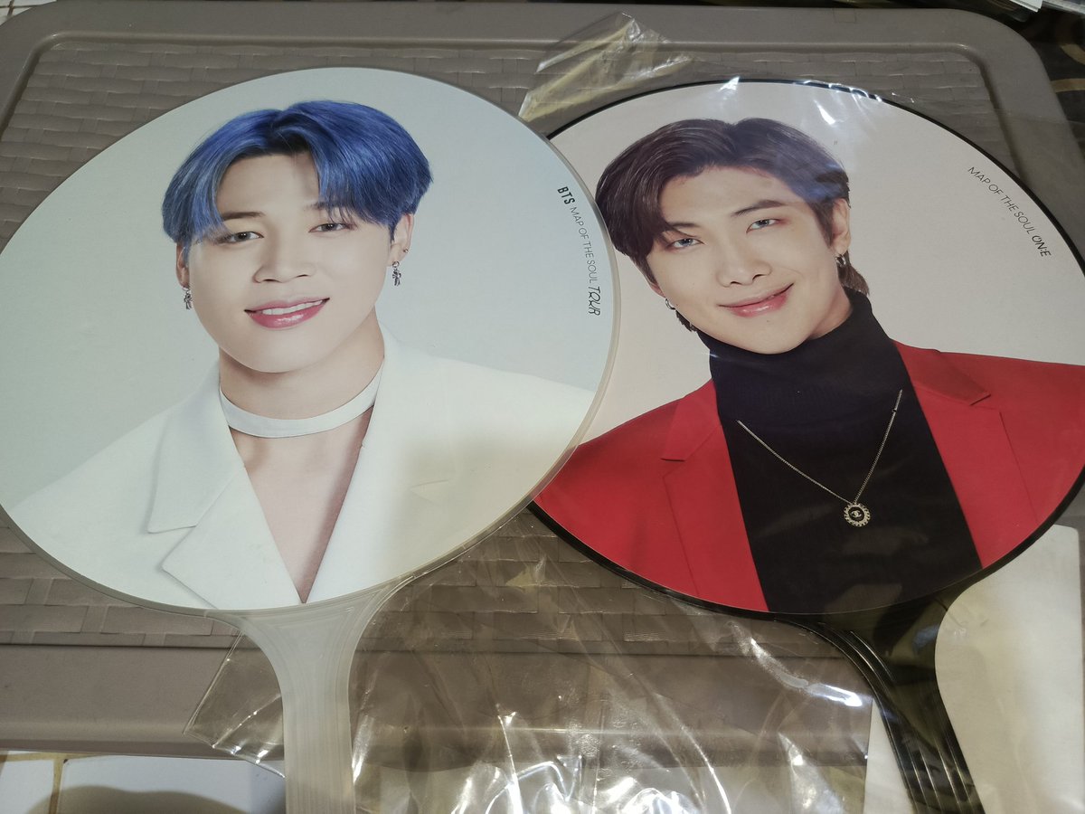 mut🐰open catering, jumat berkah & BTS fanmerch📌 tweet media