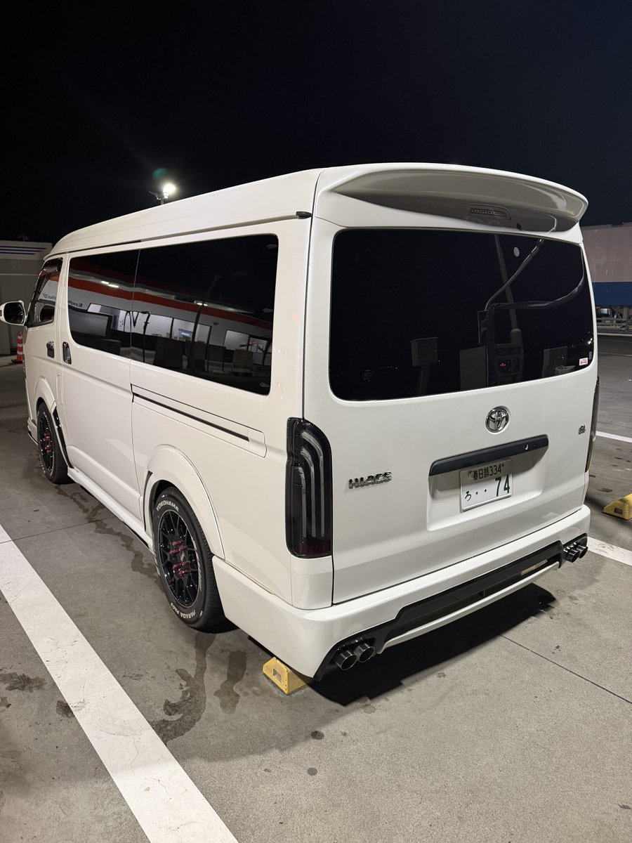 RankUpracing's tweet photo. 今日はハイエースを久しぶりに洗車した〜！ https://t.co/lup31S82qF