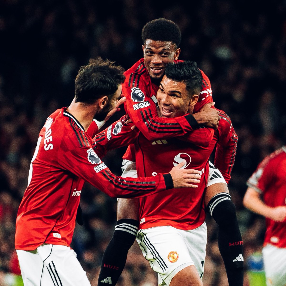 United Update tweet media