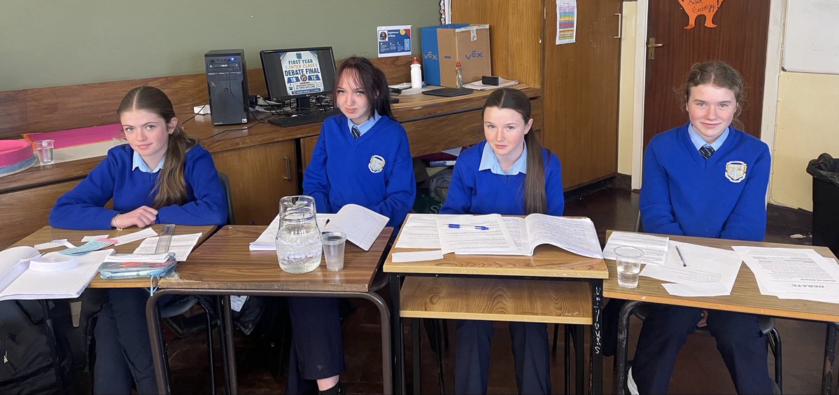 MeanscoilMhuire's tweet photo. Thank you to the English Dept for organising this event, to Ms Keogh for acting as Chair, and to our Principal, Ms Cullen and Vice Principals Mr MacAodha and Ms Kearney, for their presence at this very busy time in the school year. 

#DebateFinal #FirstYear #StudentVoice https://t.co/qh4IFro5YM