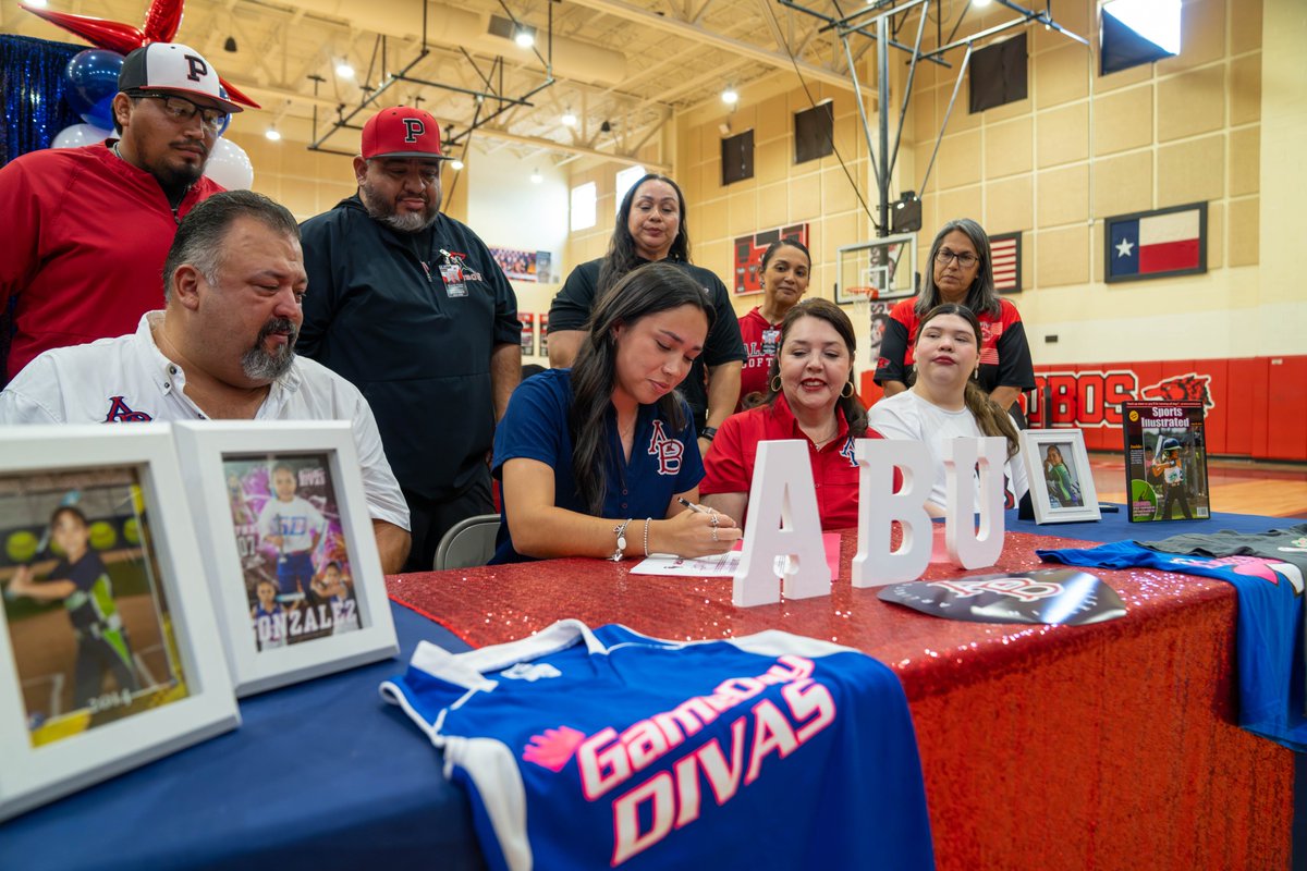 lajoyaisd's tweet photo. 🥎🎓 Congratulations to La Joya Palmview High School softball standouts Yailyn Treviño and Alynna Gonzalez on officially signing to continue their academic and softball careers at Arlington Baptist University! ❤️🖤

Surrounded by family, teammates, coaches, and supporters, this special signing celebrated years of hard work, perseverance, sacrifice, and dedication to the game they love. 🌟

La Joya ISD is incredibly proud of Yailyn and Alynna as they take this exciting next step and continue chasing their dreams at the collegiate level! 🙌🎉✨

#LaJoyaISD #LoboPride #StudentAthletes #SigningDay #EmpoweredGraduates #ThrivingStudents #AchievingExcellenceTogether