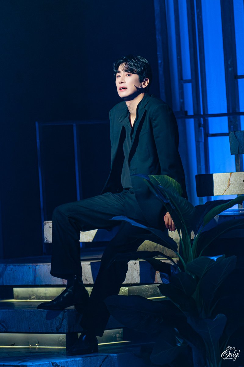 OneAndOnly_pic's tweet photo. 260513 뮤지컬 #비스티 [커튼콜] 
김주노｜#선한국 배우님 https://t.co/5MT8C3TnZu