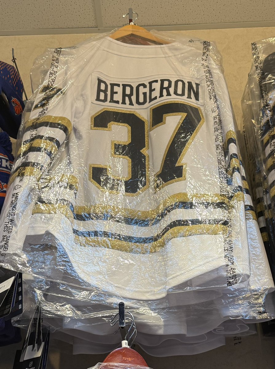 wayward goalie tweet media