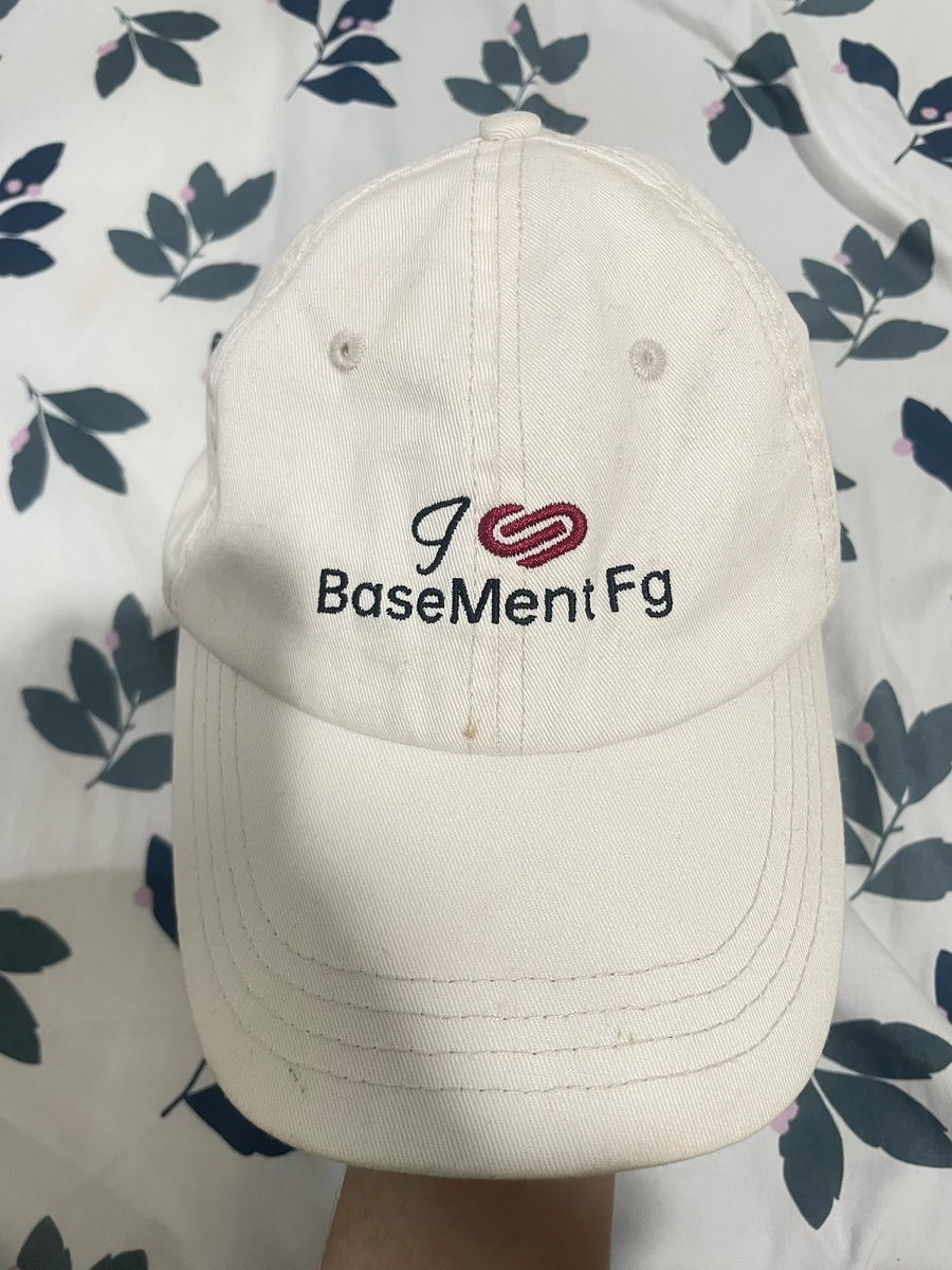 wwjjaehyun's tweet photo. ส่งต่อหมวก Basement FG 🍎จากจีน
300 รวมส่ง 
#ส่งต่อเสื้อผ้า #ส่งต่อเสื้อผ้ามือสอง #เสื้อผ้ามือสอง #brandymelville #brandymelvilleth #ส่งต่อbrandy #ส่งต่อcintage #basementfg https://t.co/ffxRoTmUCZ