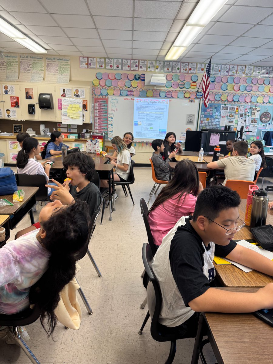 WhufsdRams's tweet photo. Learning looks different every day at @WHGWashington — and that's exactly the point. 🖤💛

This week: rooftop climate engineering. Debating real laws for 2026. Students marking up writing side-by-side on the board. Growth happening in every single room. https://t.co/mmesmaxqNQ