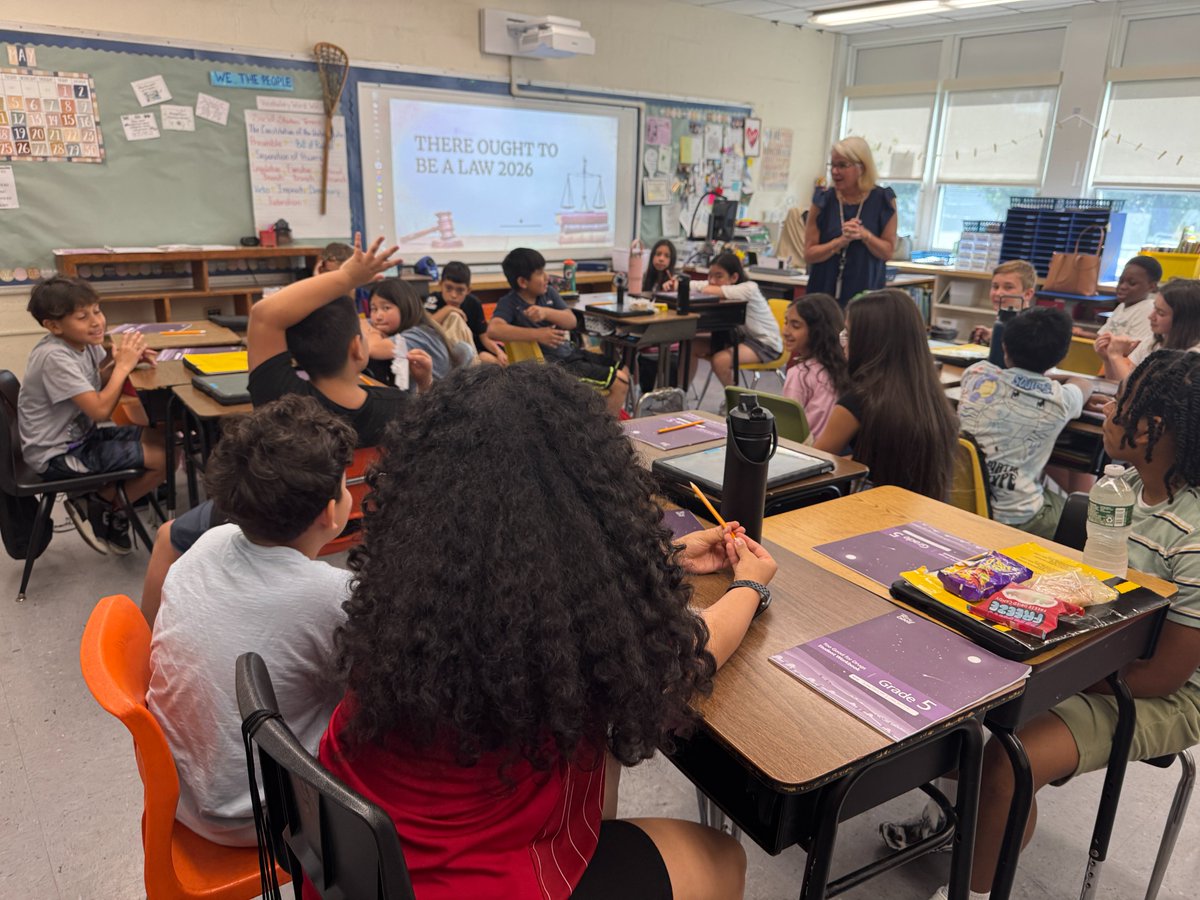 WhufsdRams's tweet photo. Learning looks different every day at @WHGWashington — and that's exactly the point. 🖤💛

This week: rooftop climate engineering. Debating real laws for 2026. Students marking up writing side-by-side on the board. Growth happening in every single room. https://t.co/mmesmaxqNQ