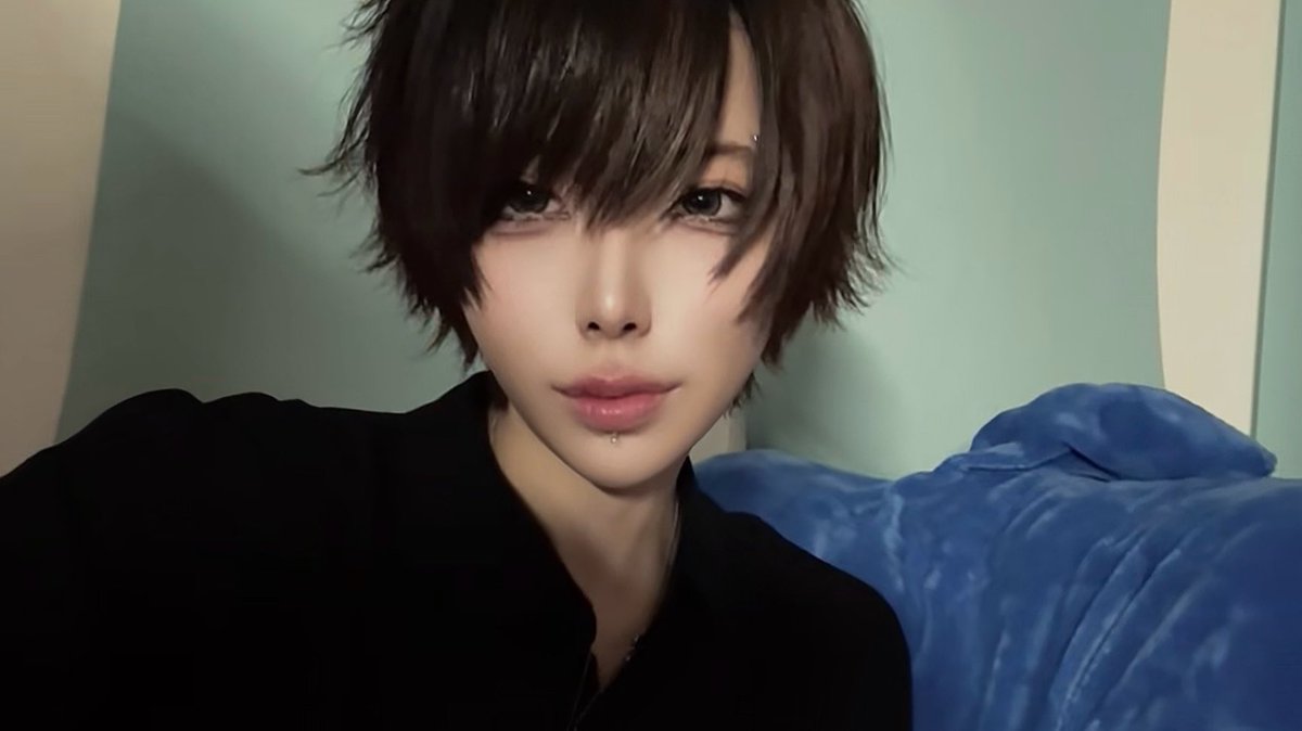 るる tweet media