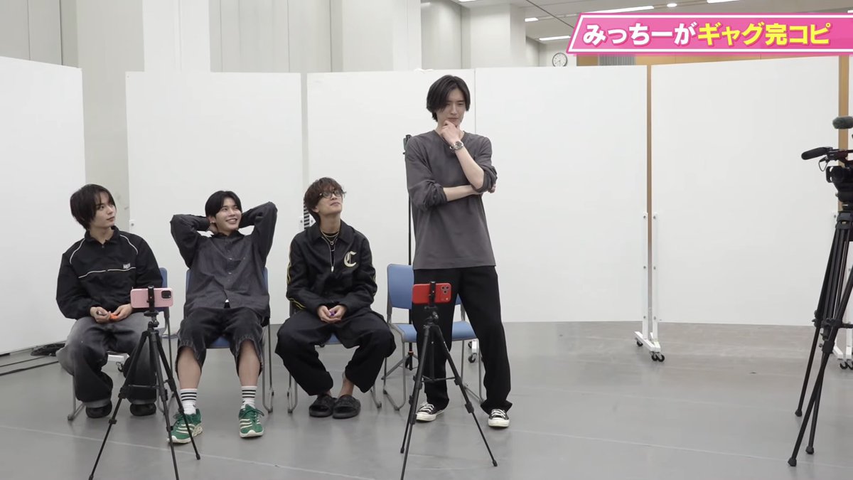 な tweet media