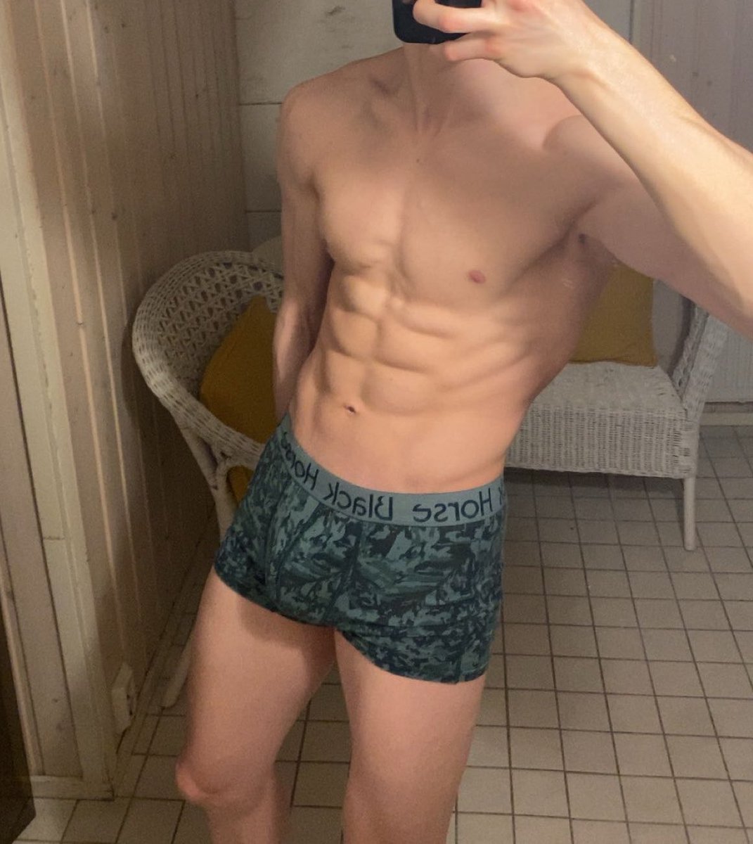 andrees_124's tweet photo. Hmu daddys😜 https://t.co/pSwOI2F0Cm