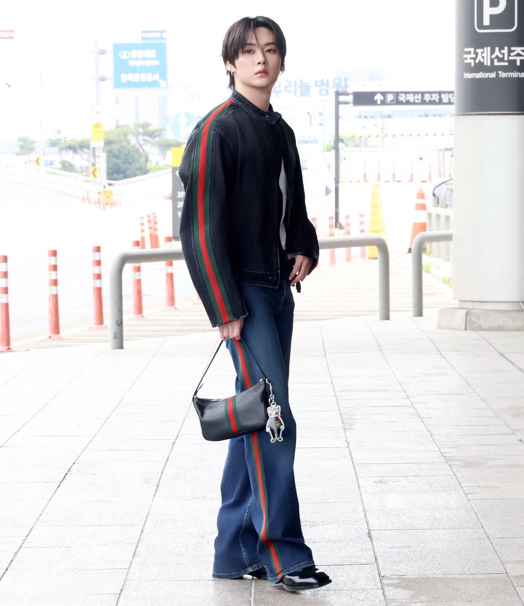 lara IS YOUR FAV HYUNHOER ⤮ fan acc tweet media