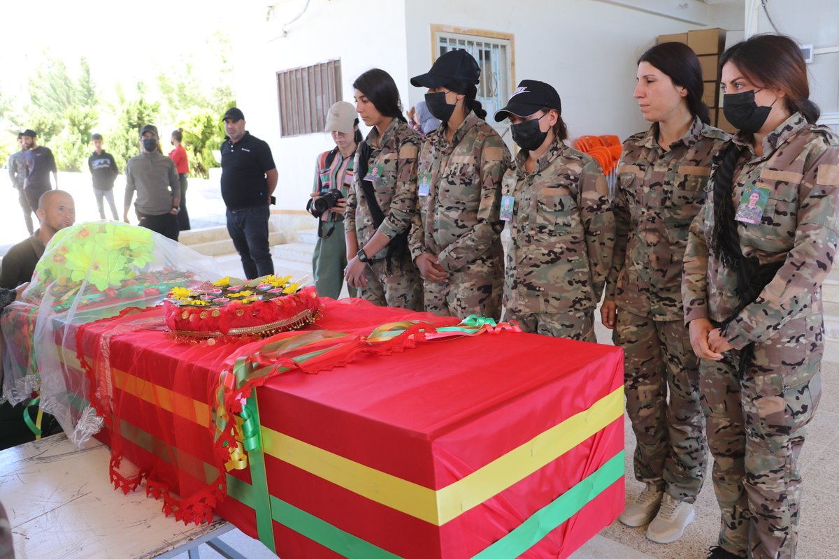 YPJ ROJAVA tweet media