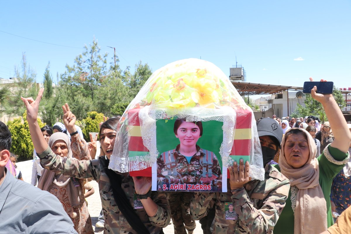 YPJ ROJAVA tweet media