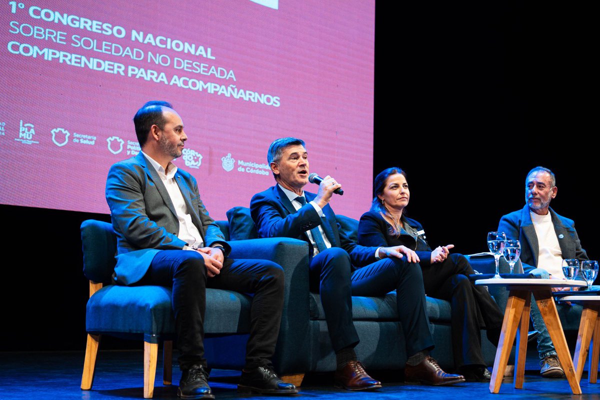 Dean_Rodrigo's tweet photo. En tiempos donde se intenta naturalizar la indiferencia y el “sálvese quien pueda”, desde la gestión de @PasseriniOk tomamos una decisión política clara: poner a las personas en el centro de las políticas y reconstruir comunidad desde el encuentro, la escucha y el acompañamiento https://t.co/PmHU4vtH2w