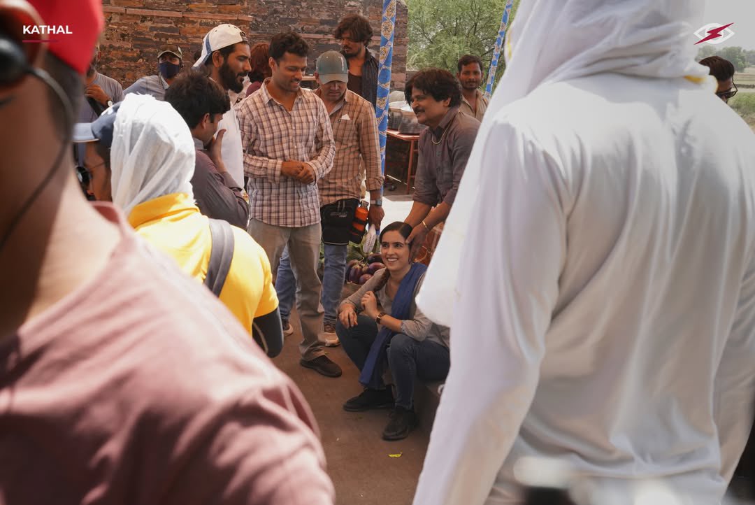 sikhyaent's tweet photo. #3YearsOfKathal

@sanyamalhotra07 @Yashooooooo @guneetm @EktaaRKapoor @aachinjain 
@NetflixIndia @balajimotionpic #BalajiMotionPictures https://t.co/qqnNSpcnbM