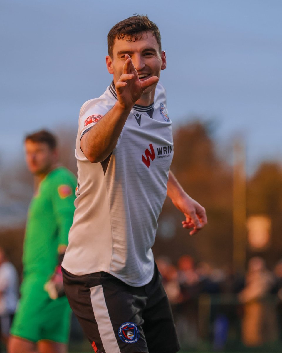 Portishead Town FC tweet media