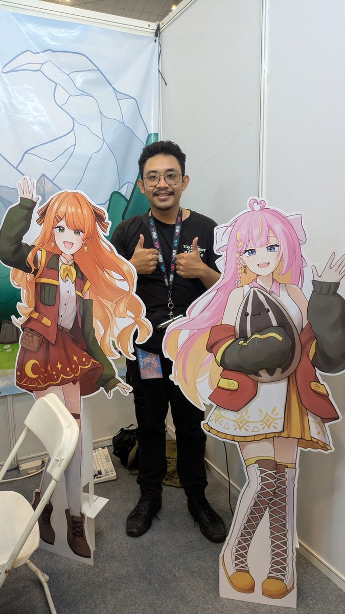 Aleph_Null04's tweet photo. @alicialveria Standie ini dilarang cia dan eyen untuk saya bawa pulang https://t.co/JVC7HiNpm9