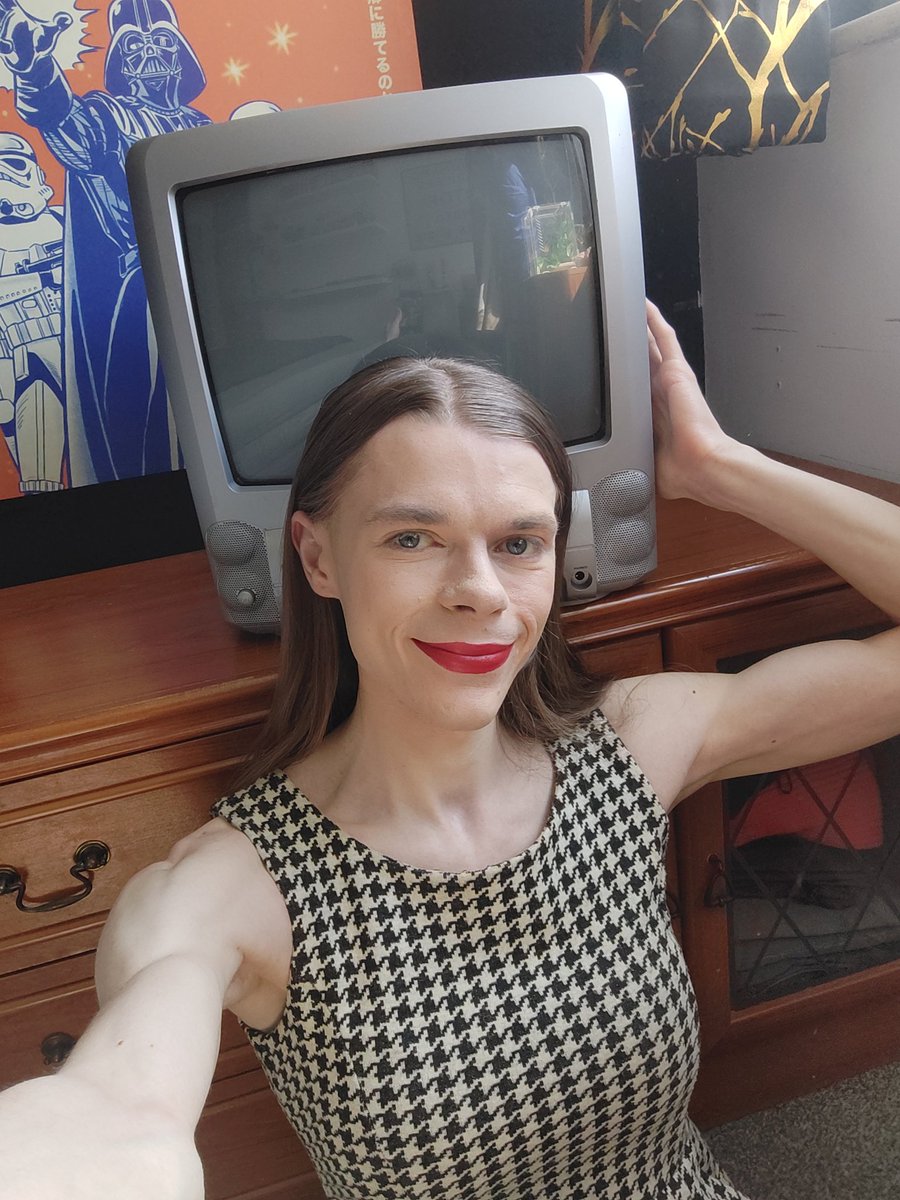 ashindac's tweet photo. My "new" TV, a 14-inch Pacific PVTV1452 with built-in VHS player! The Retro Corner just took a big step forward... 😁

 #tech #retro #transgender #lgbt https://t.co/eOg9JDpYlZ