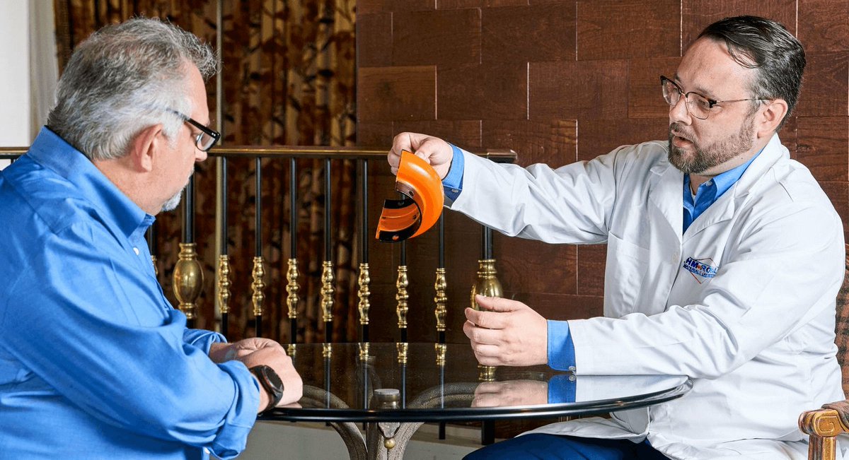 hmroyalcom's tweet photo. Sourcing specialty raw materials doesn’t have to be complicated. H.M. Royal connects you with high-performance #chemicals from any location. With 7 U.S. warehouses, we help keep your operations on schedule.

Get started: https://t.co/u8z1cX82MU https://t.co/yzfNfuujEy