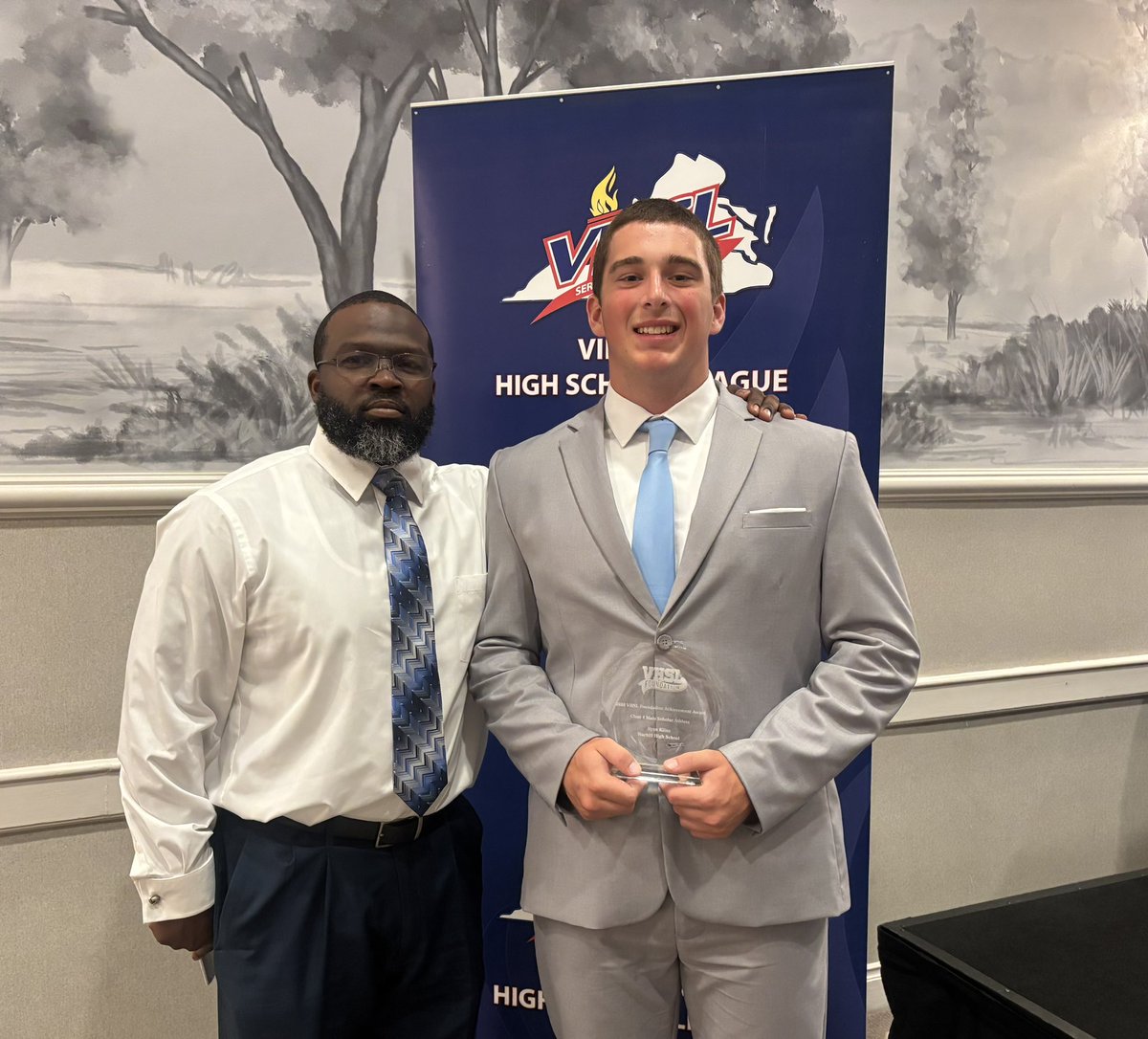 coachj_rhodes's tweet photo. Ryan Kline, 2026 VHSL Division 4 Male Scholar Athlete Achievement Award, is committed to play football @cnu_football This is a player that brought our standards and expectations to life. He’s a phenomenal young man that totally committed to being a scholar and athlete. https://t.co/6Ur08JAXgc
