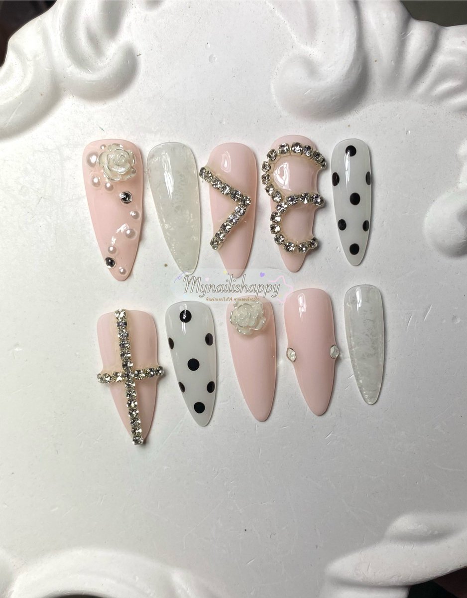 Mynailishappy's tweet photo. เล็บเจลปลอม💖

💅🏻229฿

📮25/40฿ 
🆓อุปกรณ์การติด 5 ชิ้น
✅งานด่วน/ส่งGrab
🖍️รับออกแบบลาย

#Mynailishappy #เล็บเจลปลอม #เล็บเจล #เล็บปลอม #เล็บเจลสำเร็จรูป #ออกแบบลายเล็บ #ตลาดนัดnct #ตลาดนัดbts #ตลาดนัดkissoflife #ตลาดนัดdmd #ตลาดนัดgmmtv #ตลาดนัดlykn
#LOLFanFest2026 https://t.co/7SLw7ln14x