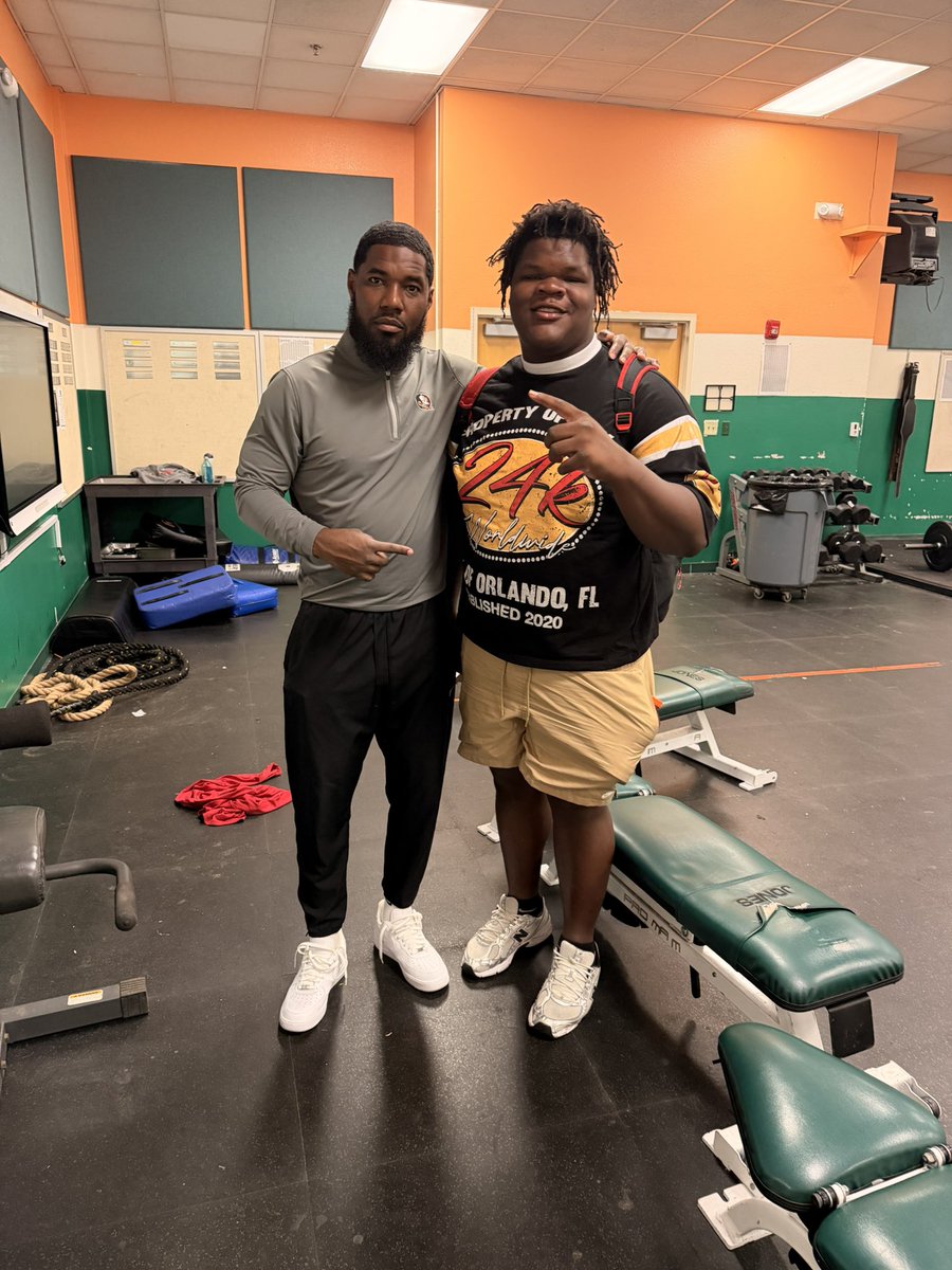 DajourWebb58's tweet photo. #AGTG I’m blessed to be offered by Florida state university! @CoachNickWill @Coach_Norvell @ChadSimmons_ @trenchmenAC @210ths @Rivals 
@JonesHSFootball @Coach_Knighton https://t.co/w1ZiQ8Y4p9