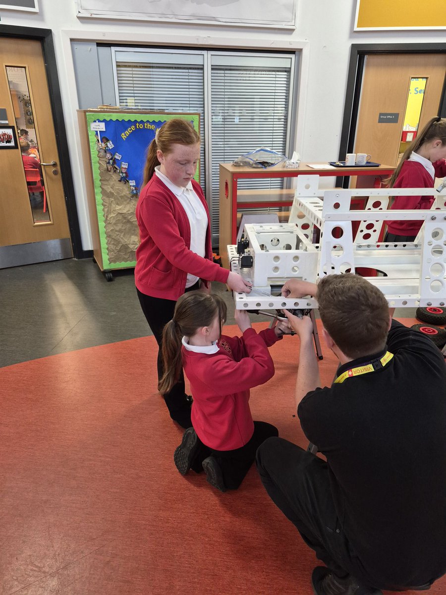 ststephensrc's tweet photo. What a great day Year 6 have had building our Goblin Kit Car. All the children were really enthusiastic and learnt some valuable life skills from our engineer visitors. https://t.co/IndktDD156