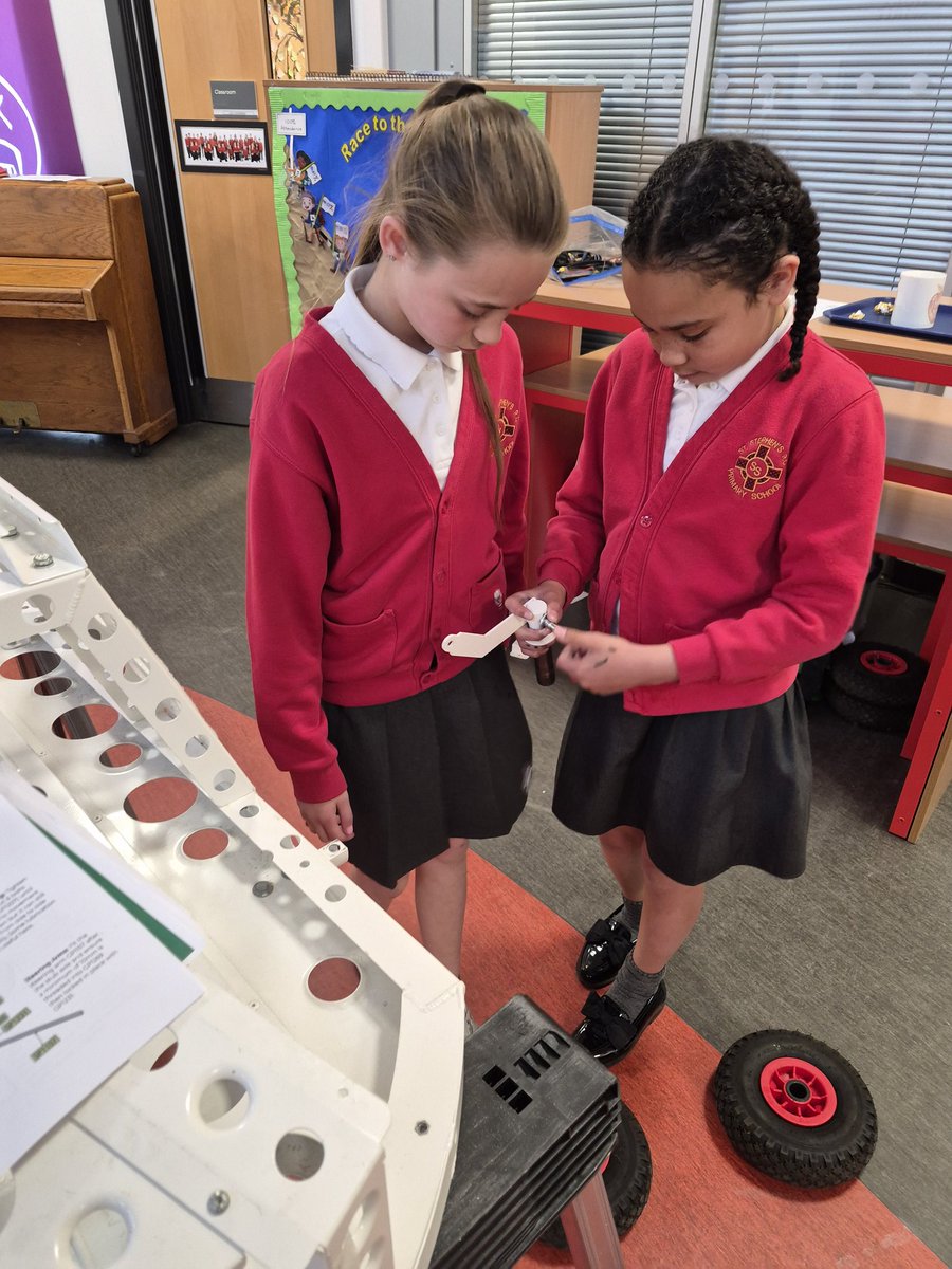 ststephensrc's tweet photo. What a great day Year 6 have had building our Goblin Kit Car. All the children were really enthusiastic and learnt some valuable life skills from our engineer visitors. https://t.co/IndktDD156