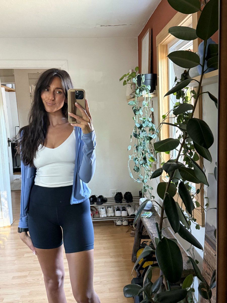 Amy tweet media