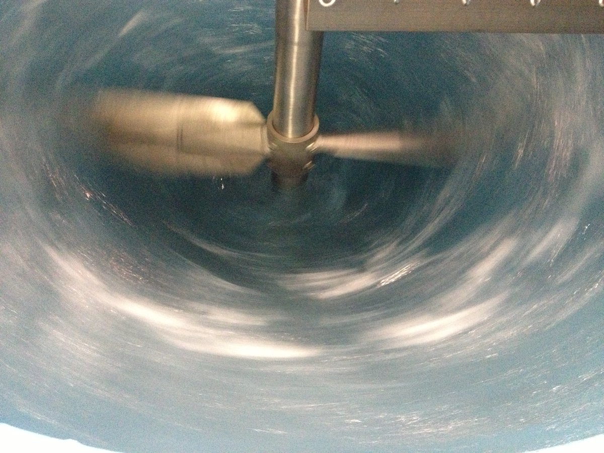 ibwruehrer's tweet photo. Die ibW Rührwerkstechnik GmbH entwickelt seit 1992 hochwertige Industrie­rührwerke „Made in Germany“. Ob Chemie, Pharma oder Lebensmittelindustrie – unsere individuellen Rührwerkslösungen stehen für Qualität, Sicherheit und maximale Effizienz.

 https://t.co/IOJ2eFCNH9 https://t.co/rooKaFVkSg
